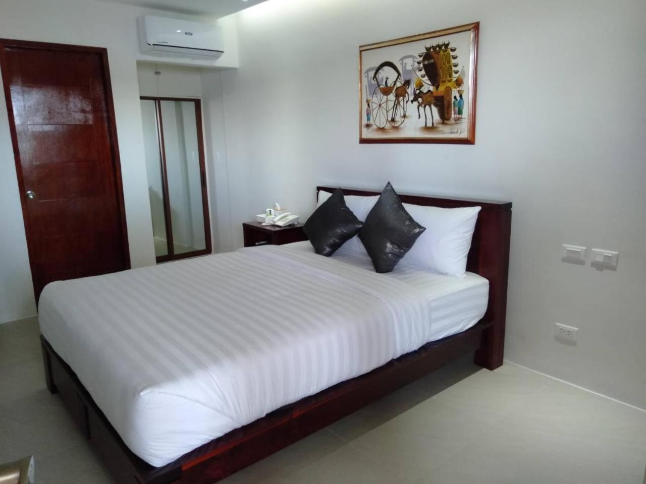 Nirvana Resort Пуэрто-Галера Экстерьер фото